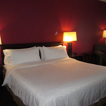Holiday Inn Express Cloverdale - Greencastle By Ihg Dış mekan fotoğraf