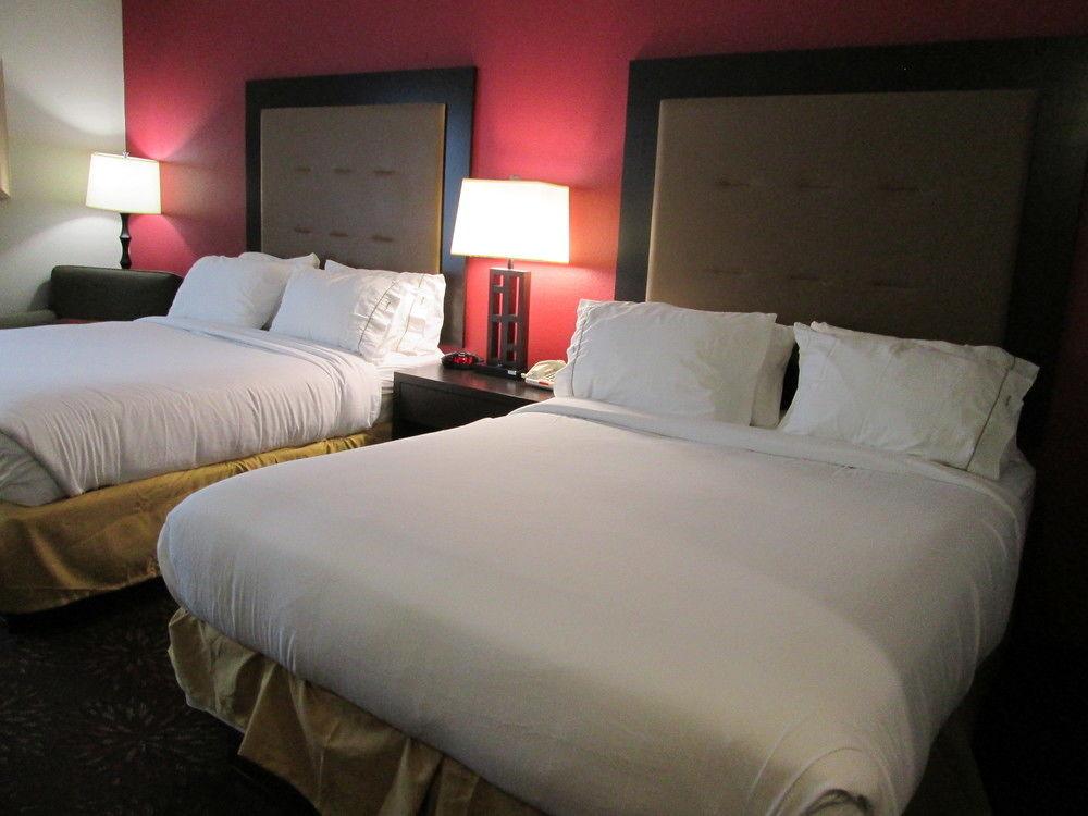Holiday Inn Express Cloverdale - Greencastle By Ihg Dış mekan fotoğraf